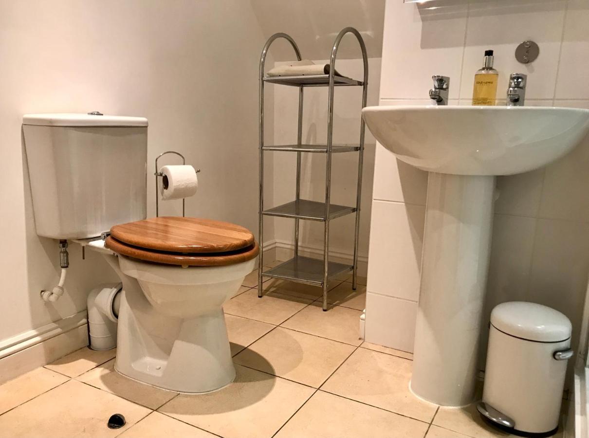 Lucy'S Tearoom Stow-on-the-Wold Екстериор снимка